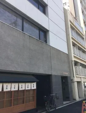 グランシャリオビルの外観
