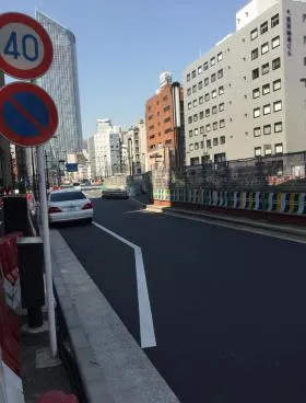 グランシャリオビルの外観