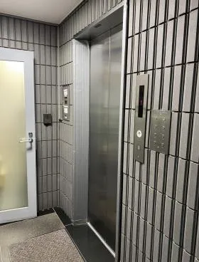 セントラルビルの外観