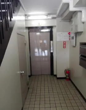 永井ビルの外観