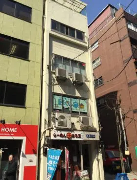 丸谷ビルの外観