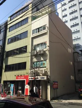 丸谷ビルの外観