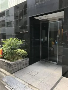 新橋アーバンコートの外観