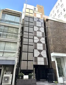 ヴェルデイ新橋ビルの外観