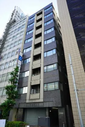 新橋ユタカビルの外観