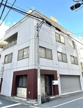 吉岡ビルの外観