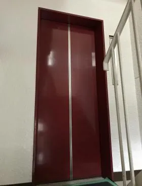 フラットビルの外観