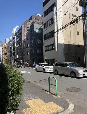 江成ビルの外観