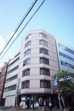 イーグル新橋ビルの外観