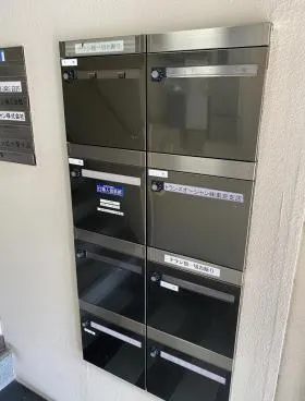 イーグル新橋ビルの外観