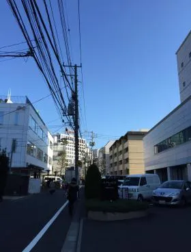 A-PLACE青山(旧:青山プラザ)ビルの外観