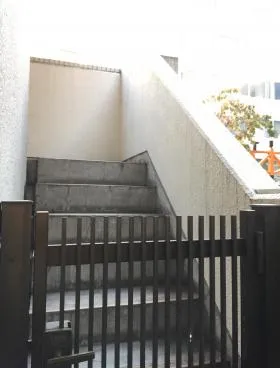 アタゴ小林ビルの外観