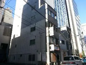 報徳(旧:尾坪)ビルの外観
