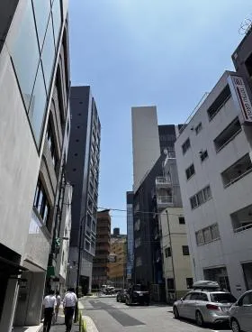 PORT ONE SHIMBASHI(旧:福森)ビルの外観