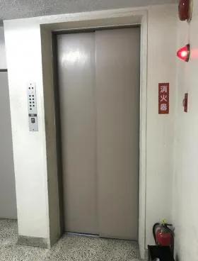 レインボービルの外観