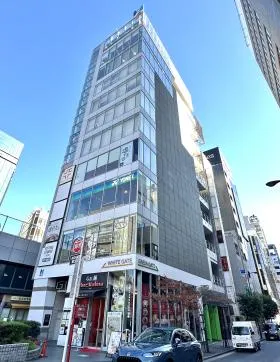 G10ビルの外観