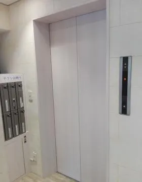 植竹ビルの外観