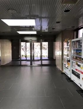 鈴中ビル大森の外観