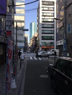 三栄ビルの外観