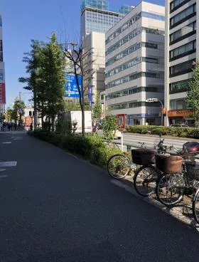 福神ノアックスビルの外観
