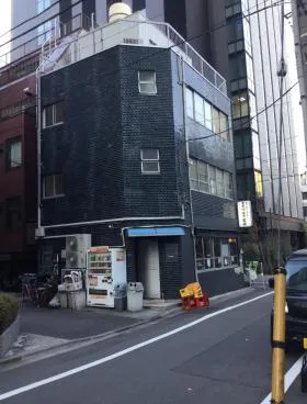 マリソルビルの外観