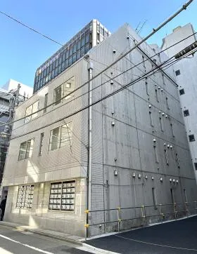 ワカサビルの外観