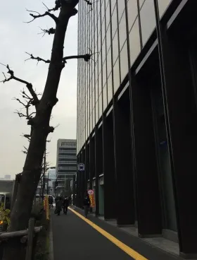 日土地内幸町ビルの外観