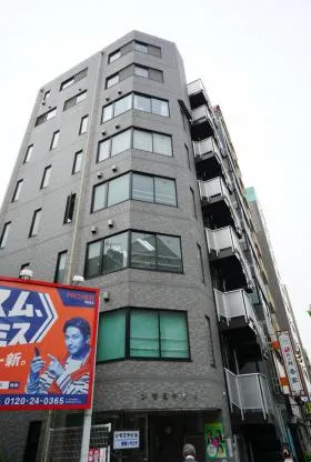 シモミチビルの外観