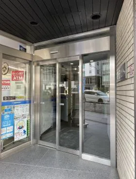 森伝ビルの外観