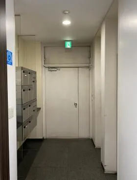 森伝ビルの外観