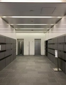 銀座大栄(旧友泉銀座)ビルの外観