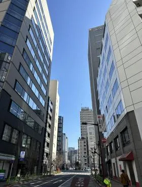 銀座大栄(旧友泉銀座)ビルの外観