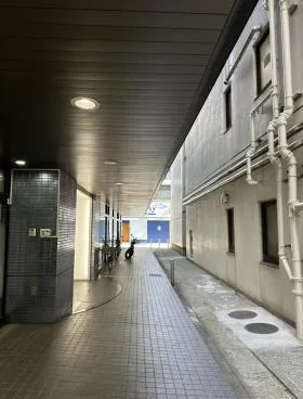 岩本町寿共同ビルの外観