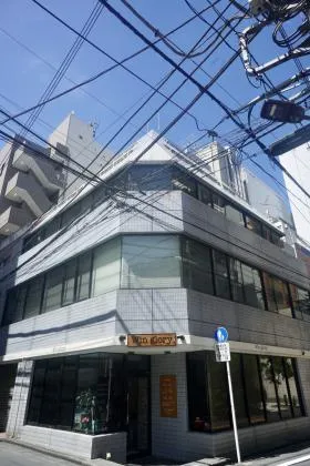 HTビルの外観
