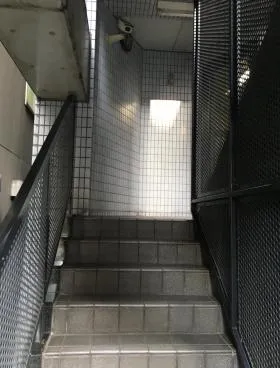 KOWAビルの外観