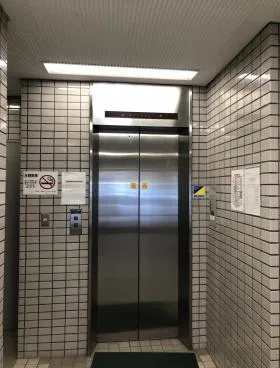 日本橋銀三ビルの外観