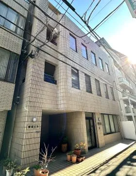 壺坂ビルの外観