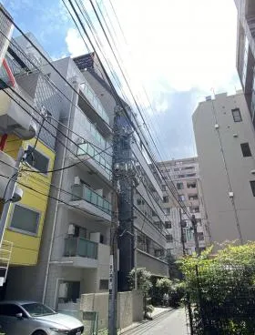 金沢ビルの外観