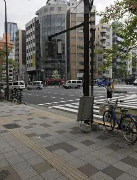 ビジデンス三慶ビルの外観