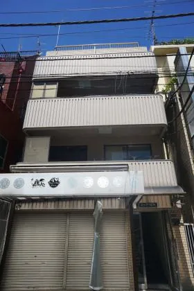レックスビルの外観