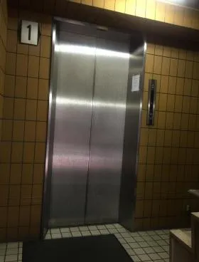 朝倉ビルの外観