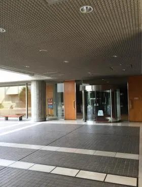 建築会館の外観