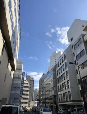 芝サニーハイツビルの外観