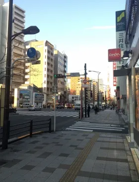 コアビルの外観