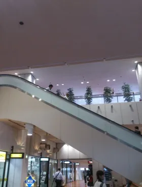 森永プラザビル本館の外観