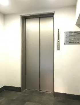 早川ビルの外観