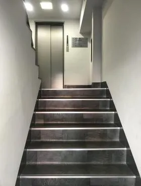 早川ビルの外観