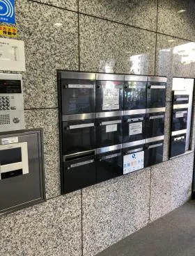 グレイス泉岳寺前ビルの外観
