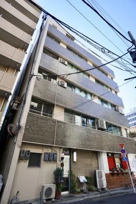 日本橋本町三栄ビルの外観