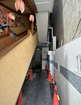 新宿ツシマビルの外観